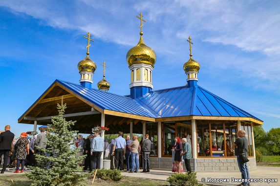 Летний храм «Христа Спасителя, исцеляющего расслабленного у Овчей купе